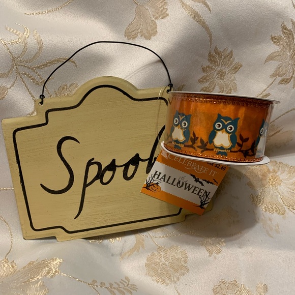 SPOOKY Halloween Door Sign and Ribbon Roll - Picture 3 of 6